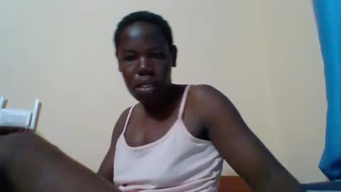 Snapshot of blacksexygal chatting on 05.17.26 SARAH online show from 05.17.26