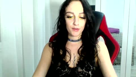 Ivy online show from 03.04.25