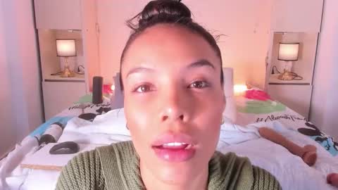 Snapshot of blackywhiite chatting on 11.21.25 GRACE online show from 11.21.25