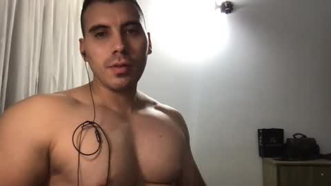 Snapshot of bladex_ chatting on 02.12.25 Bladex online show from 02.12.25