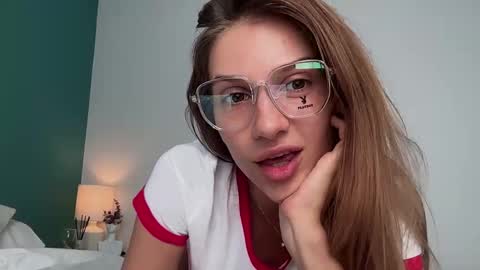 Snapshot of blair_foxxxy chatting on 11.08.25 Blair online show from 11.08.25