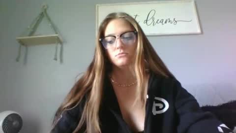 Snapshot of blairmorgan chatting on 05.28.26 blairmorgan online show from 05.28.26