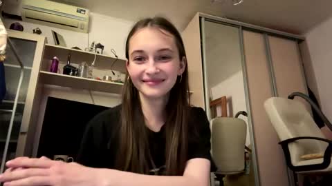Mia online show from 05.31.26