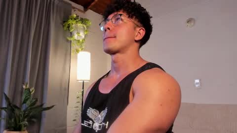 Blake Levi  Independent Model online show from 02.19.25