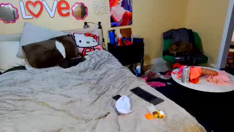 Snapshot of blakelytgirl chatting on 02.26.26 Blakely Morningstar online show from 02.26.26