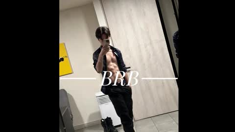 Snapshot of blakeshatter chatting on 11.20.25 blakeshatter online show from 11.20.25