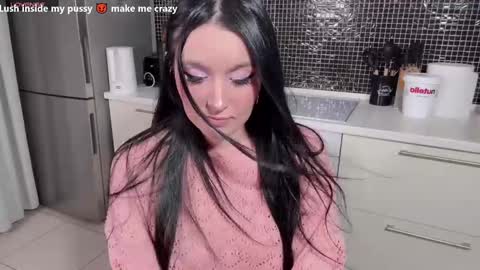 Snapshot of blancasuarez chatting on 10.07.25 MY VIDEOS THAT WILL MAKE YOU CUM - online show from 10.07.25