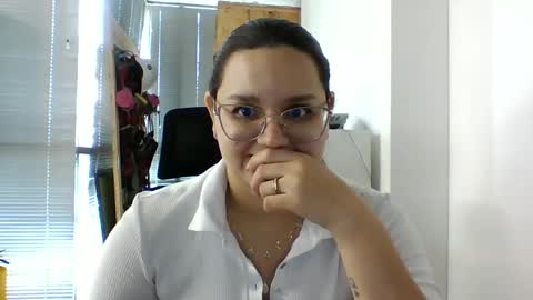 Lary online show from 09.16.25