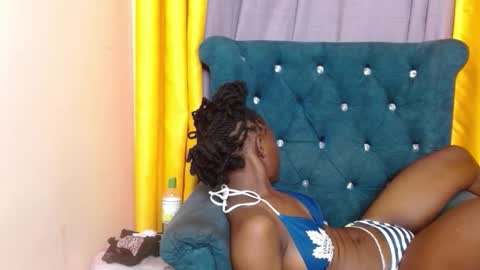  cherry  online show from 10.11.25