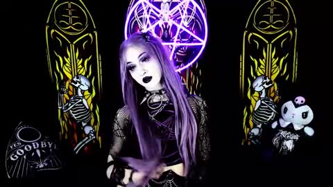   online show from 02.21.25