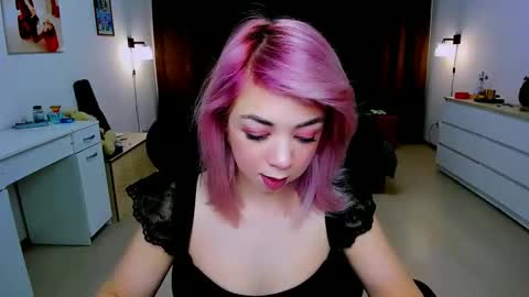 Nicole online show from 12.07.24