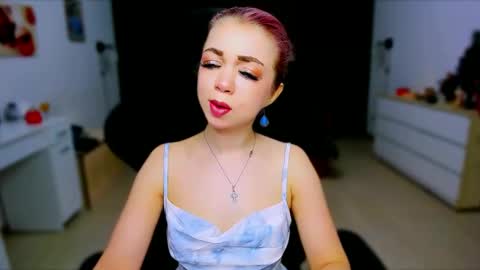 Nicole online show from 01.18.25