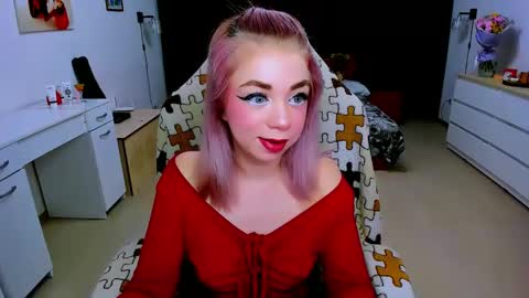 Nicole online show from 01.31.25