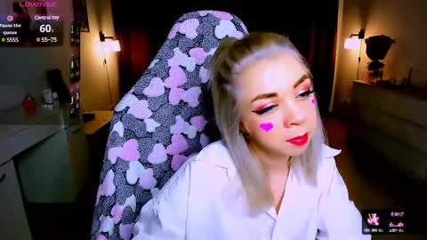 Nicole online show from 02.14.25