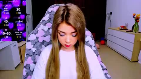 Nicole online show from 03.11.25