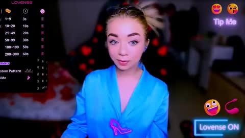 Snapshot of blinkofeyess chatting on 02.22.26 Nicole online show from 02.22.26