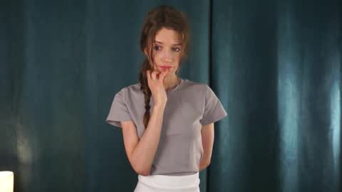 Emily online show from 12.19.25