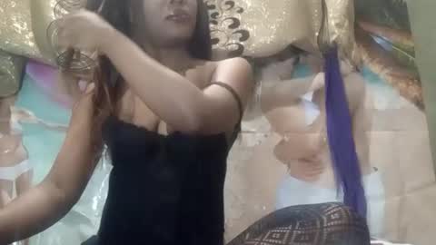 Lola online show from 09.22.25