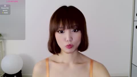 Snapshot of blon_kater chatting on 01.10.25 YoYo online show from 01.10.25