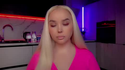 Lana online show from 01.19.25