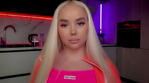 Lana online show from 01.20.25