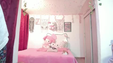  Blonde and Sam  online show from 05.27.26