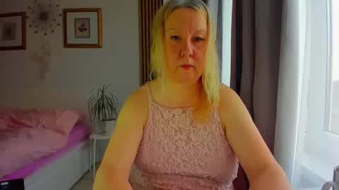 Nicole online show from 03.23.26