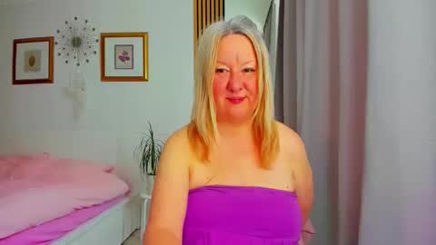 Nicole online show from 03.28.26