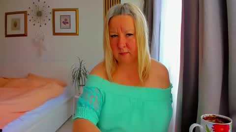 Nicole online show from 04.09.26