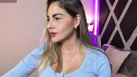 Snapshot of blonde_cat1515 chatting on 05.02.26 alejandra online show from 05.02.26