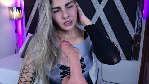 Snapshot of blonde_cat1515 chatting on 05.16.26 alejandra online show from 05.16.26