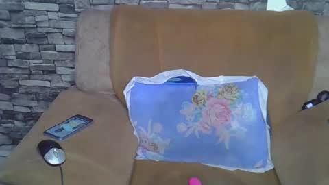 Snapshot of blonde_creamy chatting on 04.28.26 blonde_creamy online show from 04.28.26