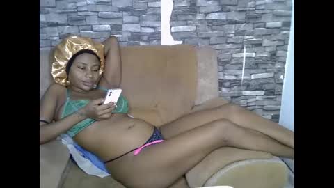 Snapshot of blonde_creamy chatting on 05.19.26 blonde_creamy online show from 05.19.26