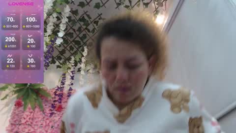 blonde_squirt_ online show from 02.11.26