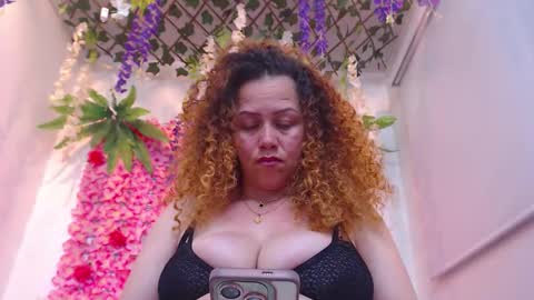 blonde_squirt_ online show from 02.13.26