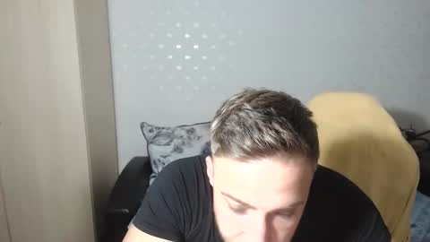 Snapshot of blondeagle chatting on 12.11.24 Mr Blond online show from 12.11.24