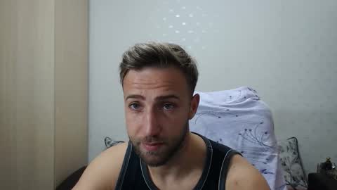 Snapshot of blondeagle chatting on 11.03.25 Mr Blond online show from 11.03.25