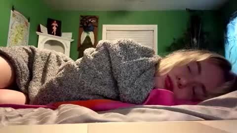 Snapshot of blondebunny999 chatting on 02.06.26 blondebunny999 online show from 02.06.26