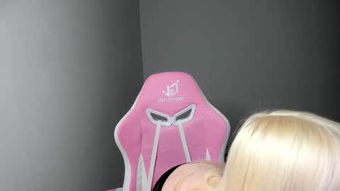 Elisa online show from 12.06.24