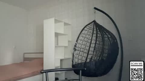 Snapshot of blondie_xoxoxo chatting on 06.27.26 blondie_xoxoxo online show from 06.27.26