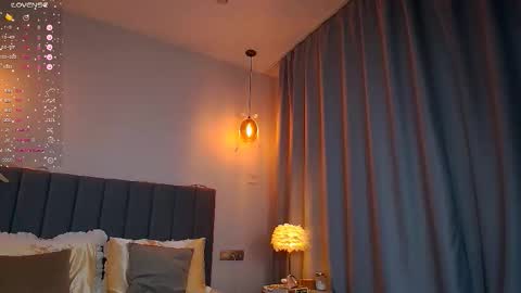 Mia online show from 09.10.25