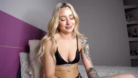 Anna online show from 01.30.25