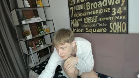 Snapshot of blondvibe chatting on 05.23.26 Alik online show from 05.23.26