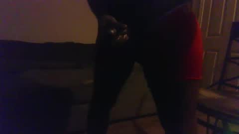 Snapshot of blongd2 chatting on 11.23.25 blongd2 online show from 11.23.25