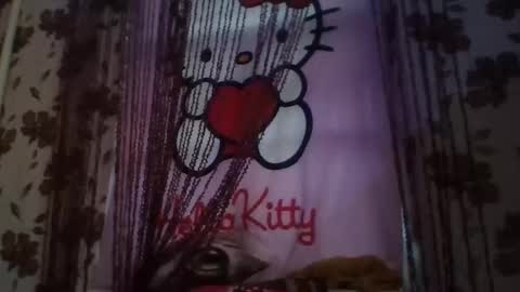 Snapshot of blowin_in_thewind chatting on 12.04.25 blowin_in_thewind online show from 12.04.25