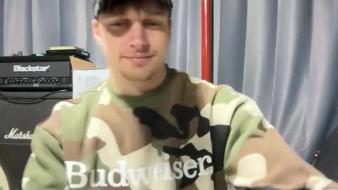 Snapshot of blue_eyed_beau chatting on 03.24.26 Beau online show from 03.24.26