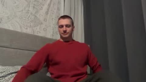 Snapshot of blue_eyed_beau chatting on 04.12.26 Beau online show from 04.12.26
