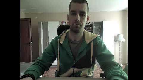 Runaway online show from 01.01.25