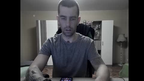 Runaway online show from 01.01.25