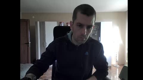 Runaway online show from 01.08.25